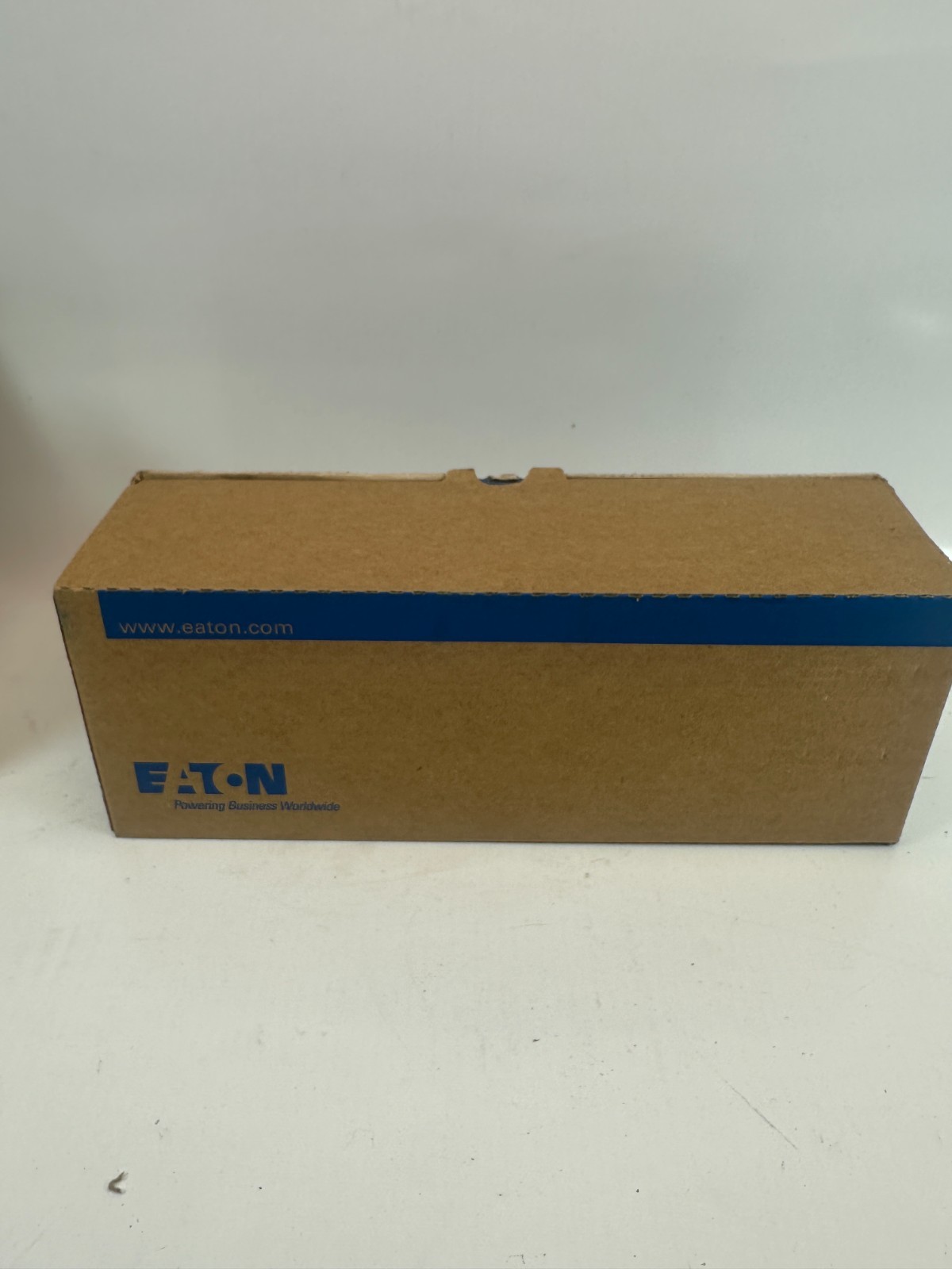 EATON BR120 Circuit Breakers Type BR 20A One Pole (Box of 10) Black – NEW