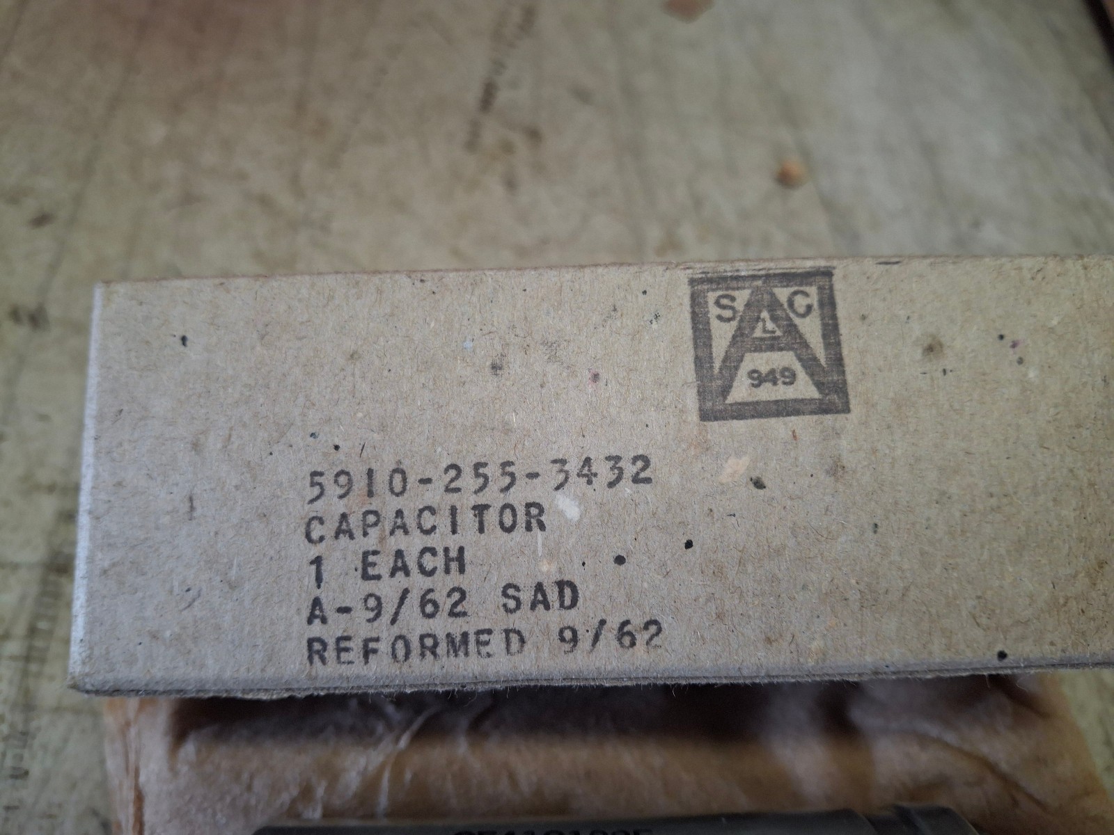 Vintage Cornell-Dubilier Electrolytic Can Capacitor CE41C122E 1200 MFD 15 W.V.