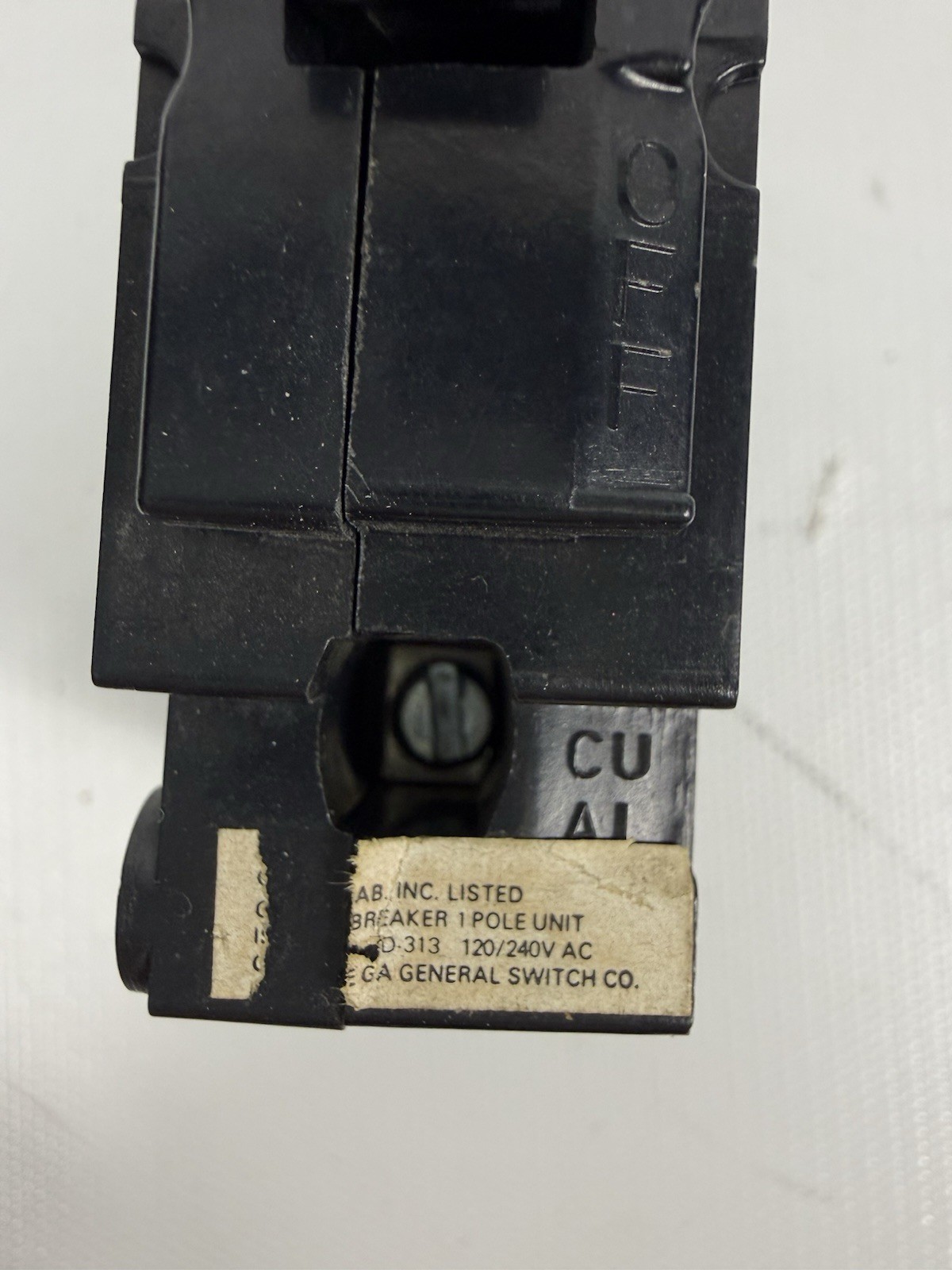 General Switch GA115 Plug-In Circuit Breaker 15A 120/240V 1P 1PH Type GA 15 Amp