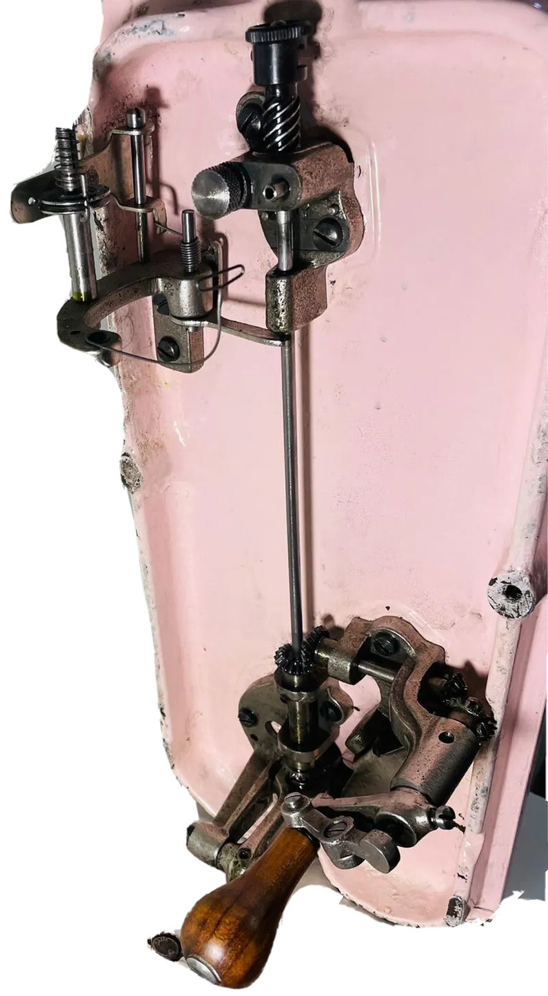 Singer 114w103 Chain stitch & Moss Stitch Embroidery Machine head only