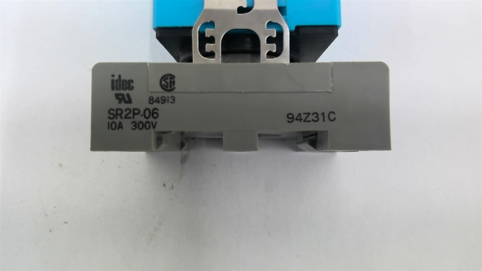IDEC RTE-P11 Electronic Timer 120 Vac 10 Amp with Socket