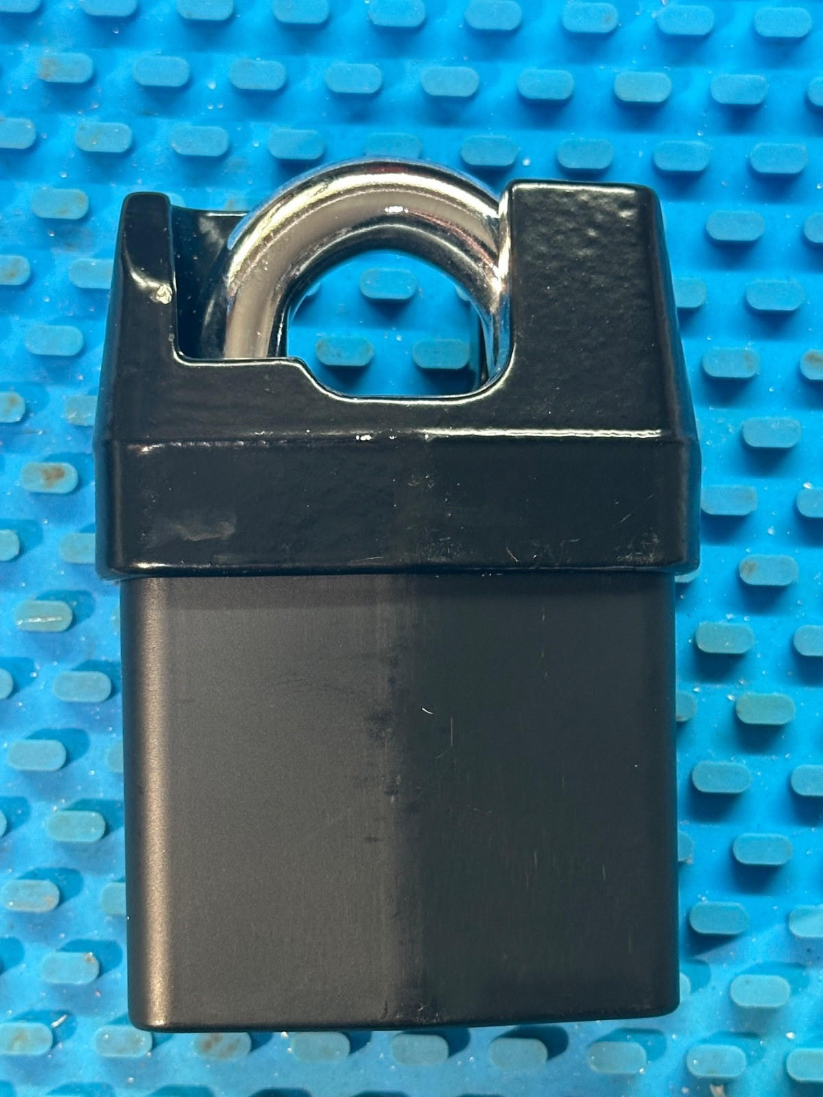 MasterLock 6727 ProSeries Padlock Installed Cylinder Schlage SC4