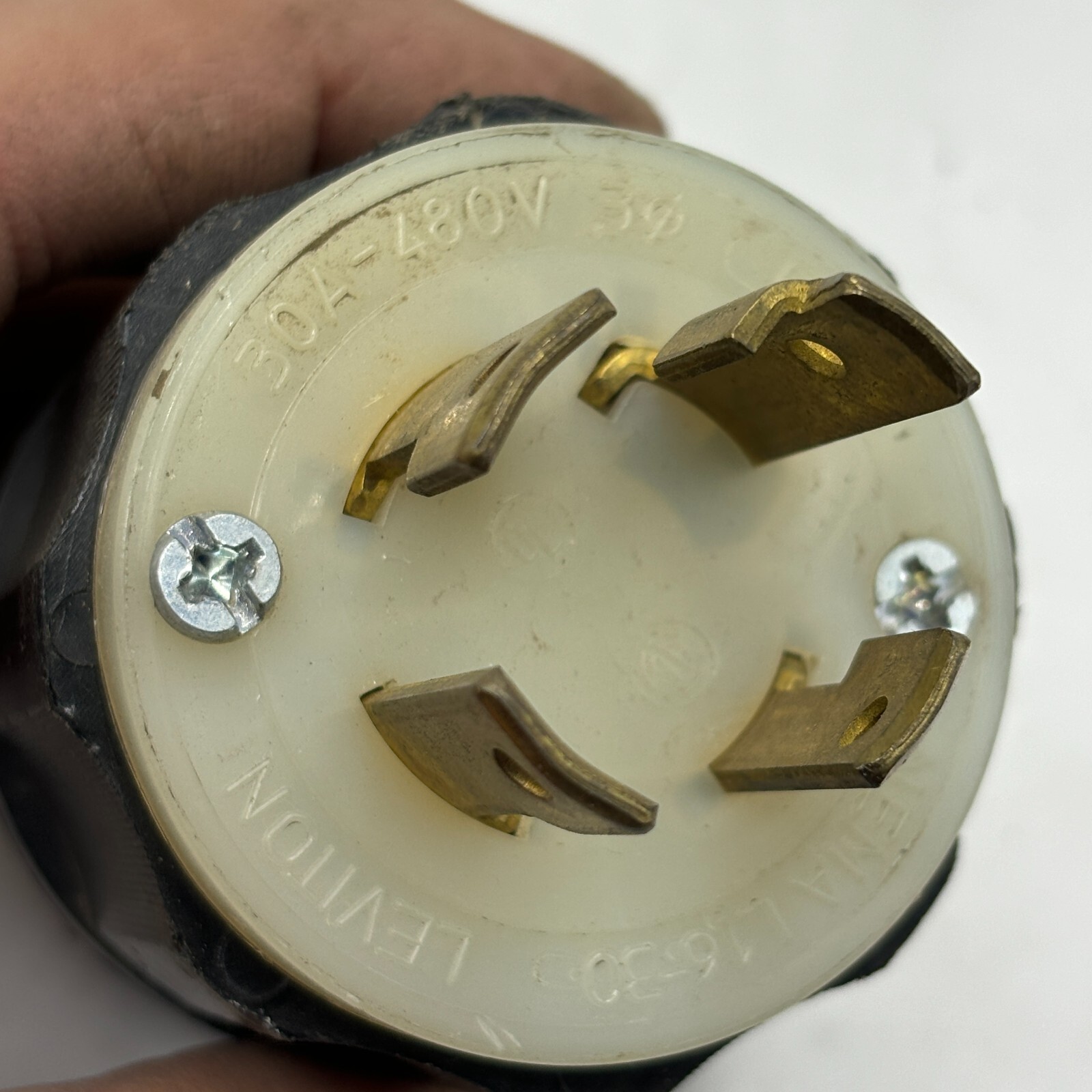LEVITON NEMA L16-30 MALE END TWIST LOCK CONNECTOR 30A 480V, 2431 L16-20P🔔