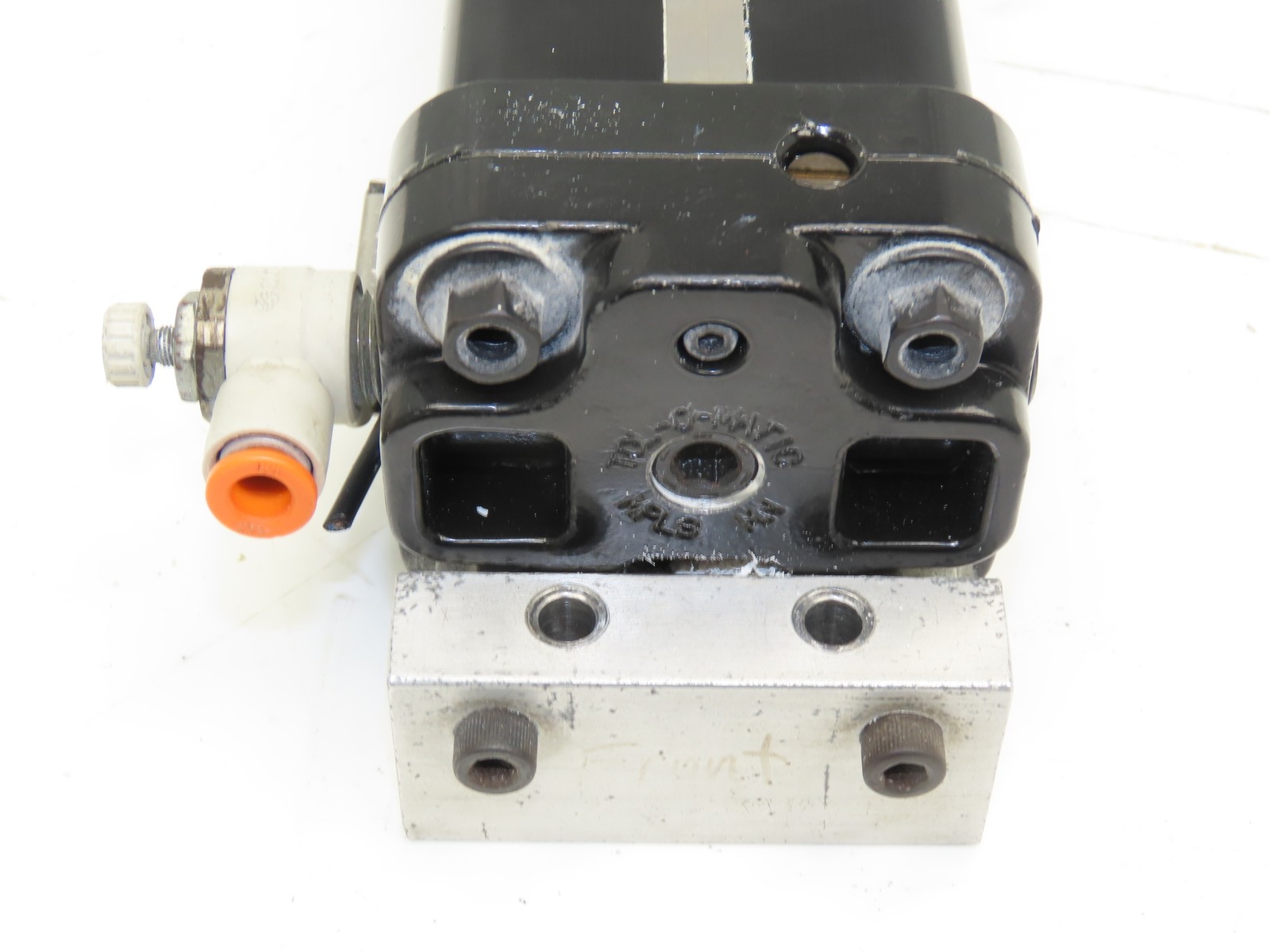 Tolomatic BC215 NP SK24.000 FL BT2 Pneumatic Band Cylinder Actuator 24″ Stroke