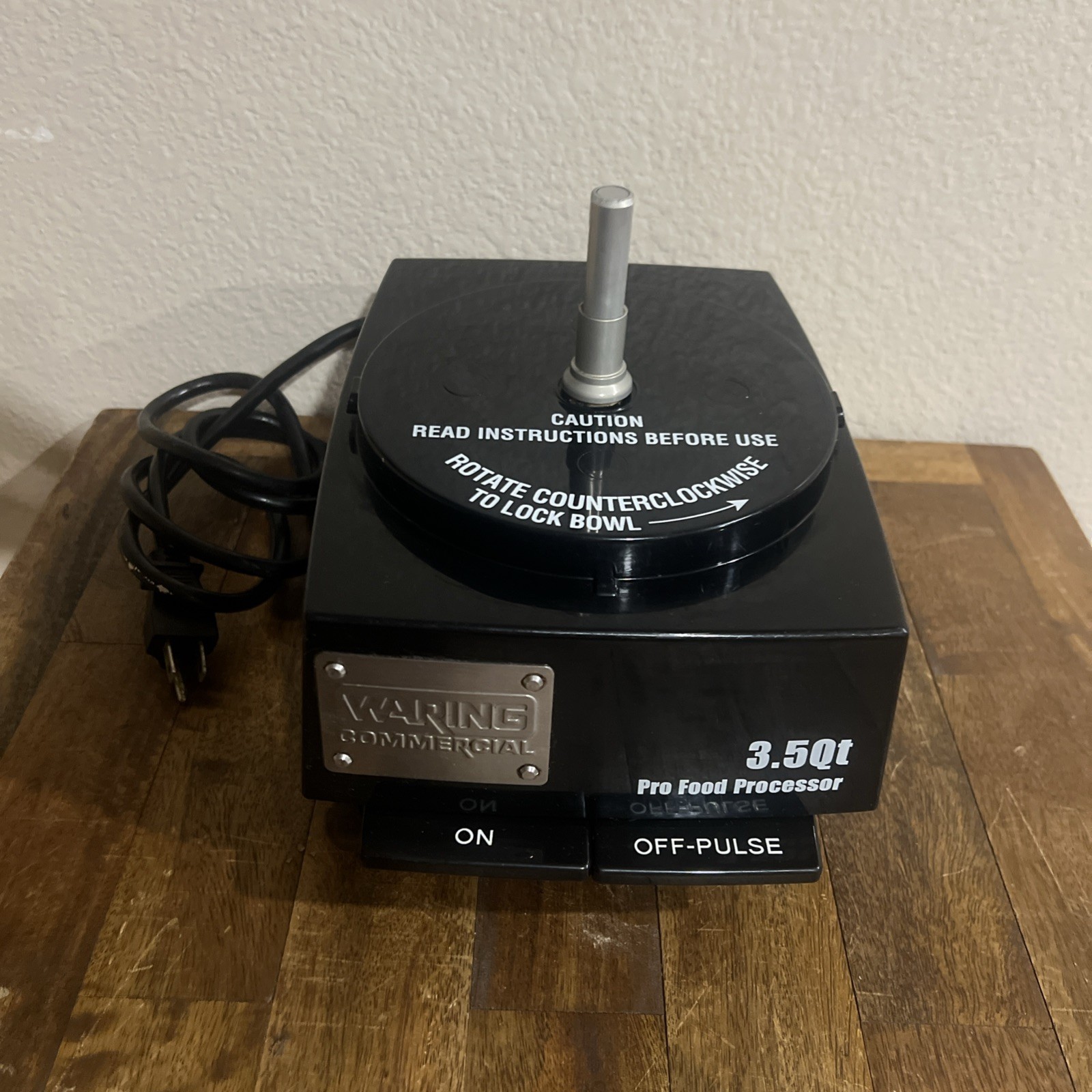 Waring Commercial WFP14S Pro Food Proccesor 3.5 qt – Black – Motor Base Only