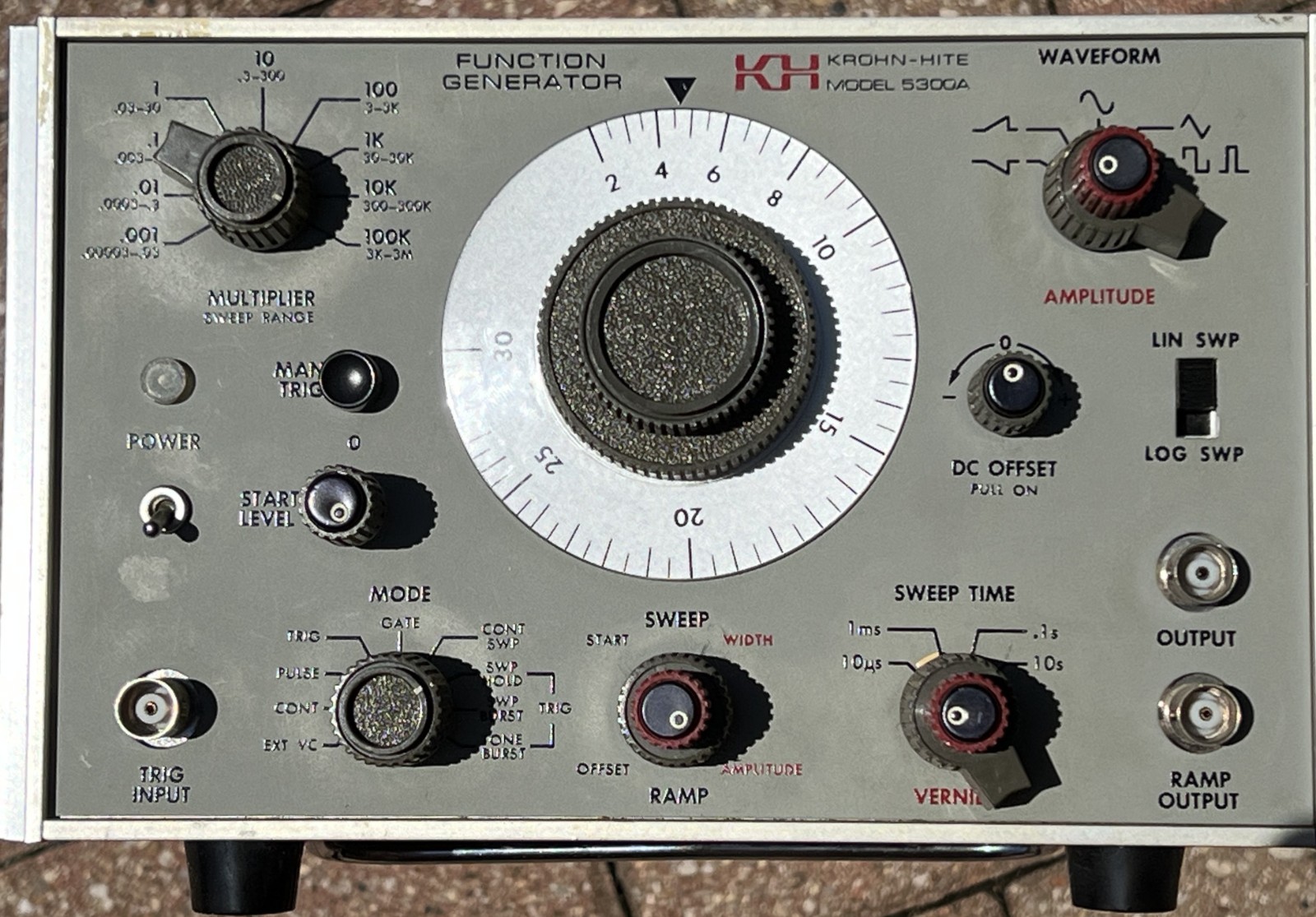 Krohn-Hite 5300A Vintage Function Generator