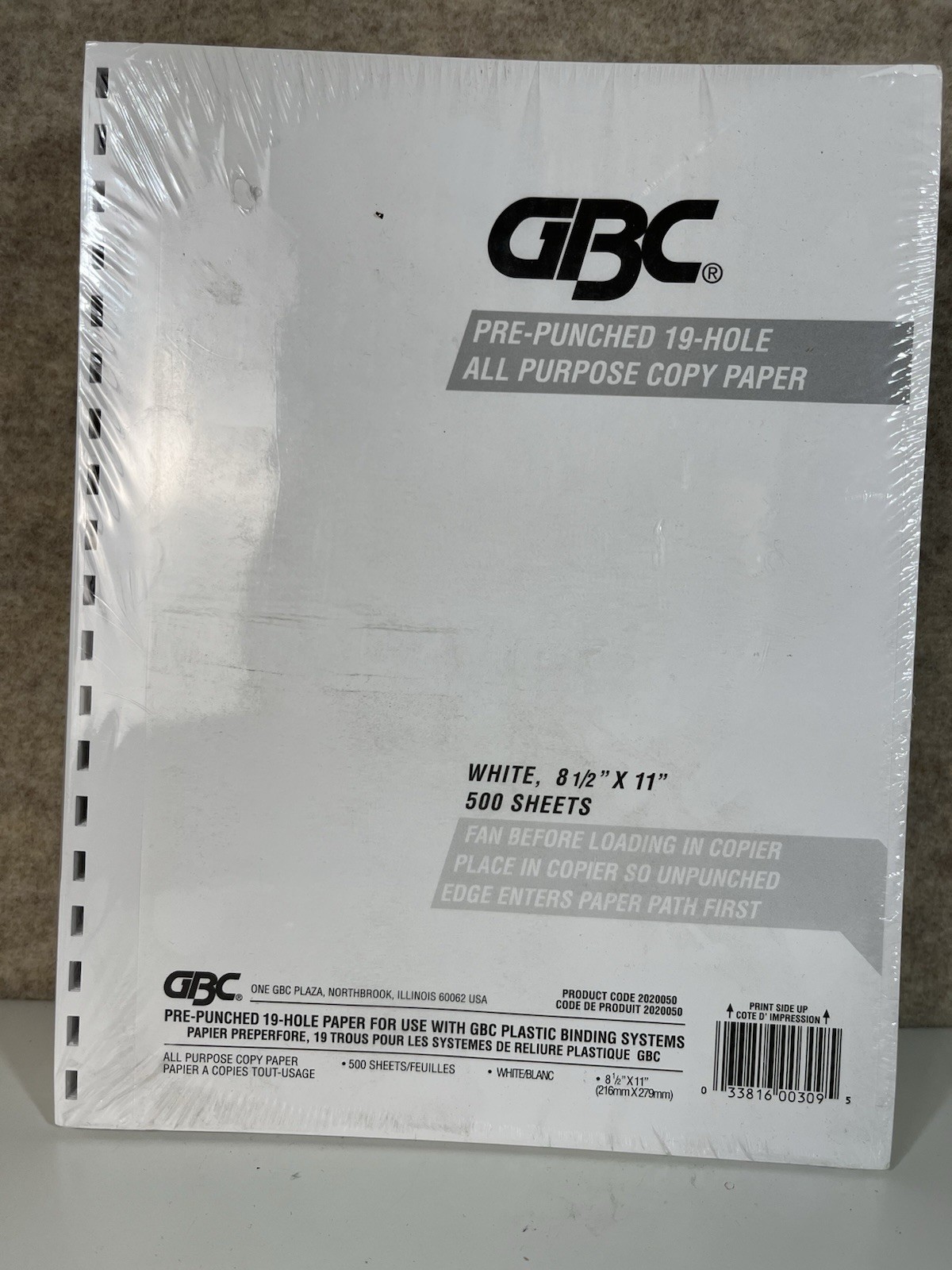 GBC Pre-Punched 19-Hole Copy Paper, White 8.5 x 11 in, 500 Sheets