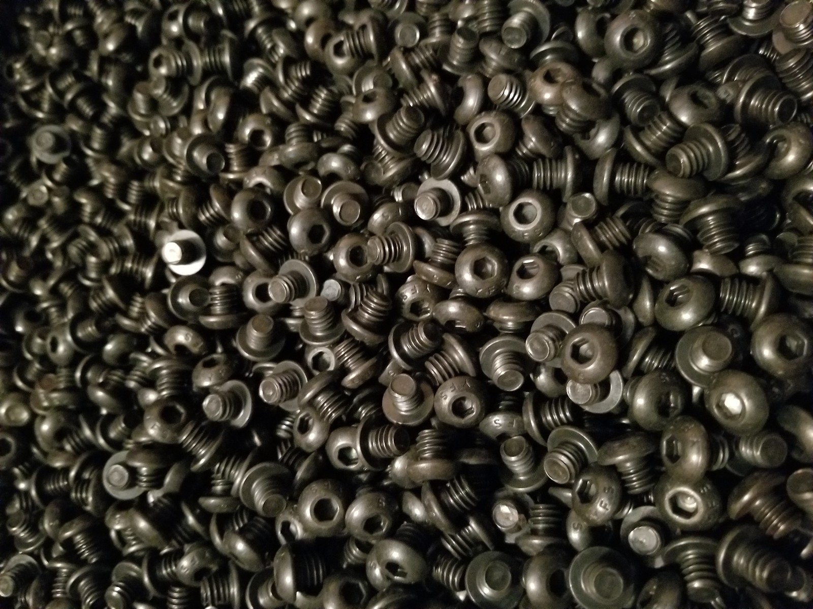 HOLO-KROME 1/4-20 x 1/4″ Button Head Socket Caps Screws SAE Steel Black Oxide