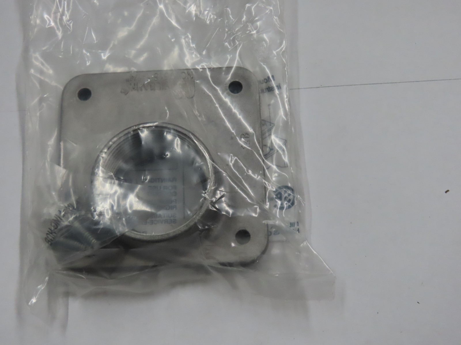 MILBANK A7515 1-1/4 Inch Hub Kit 1002423 Raintight (Pack of 10)