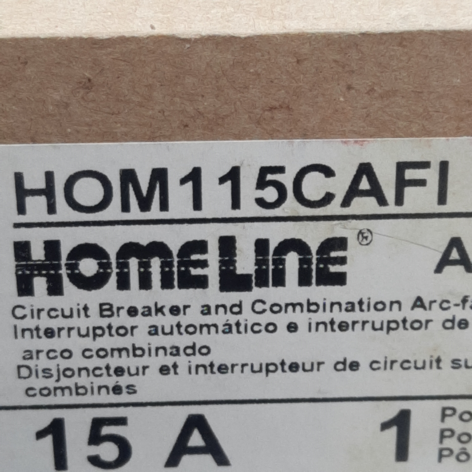 Square-D HOM115CAFI Mini Circuit Breaker, 1-Pole, 15A, 120VAC, Plug-On