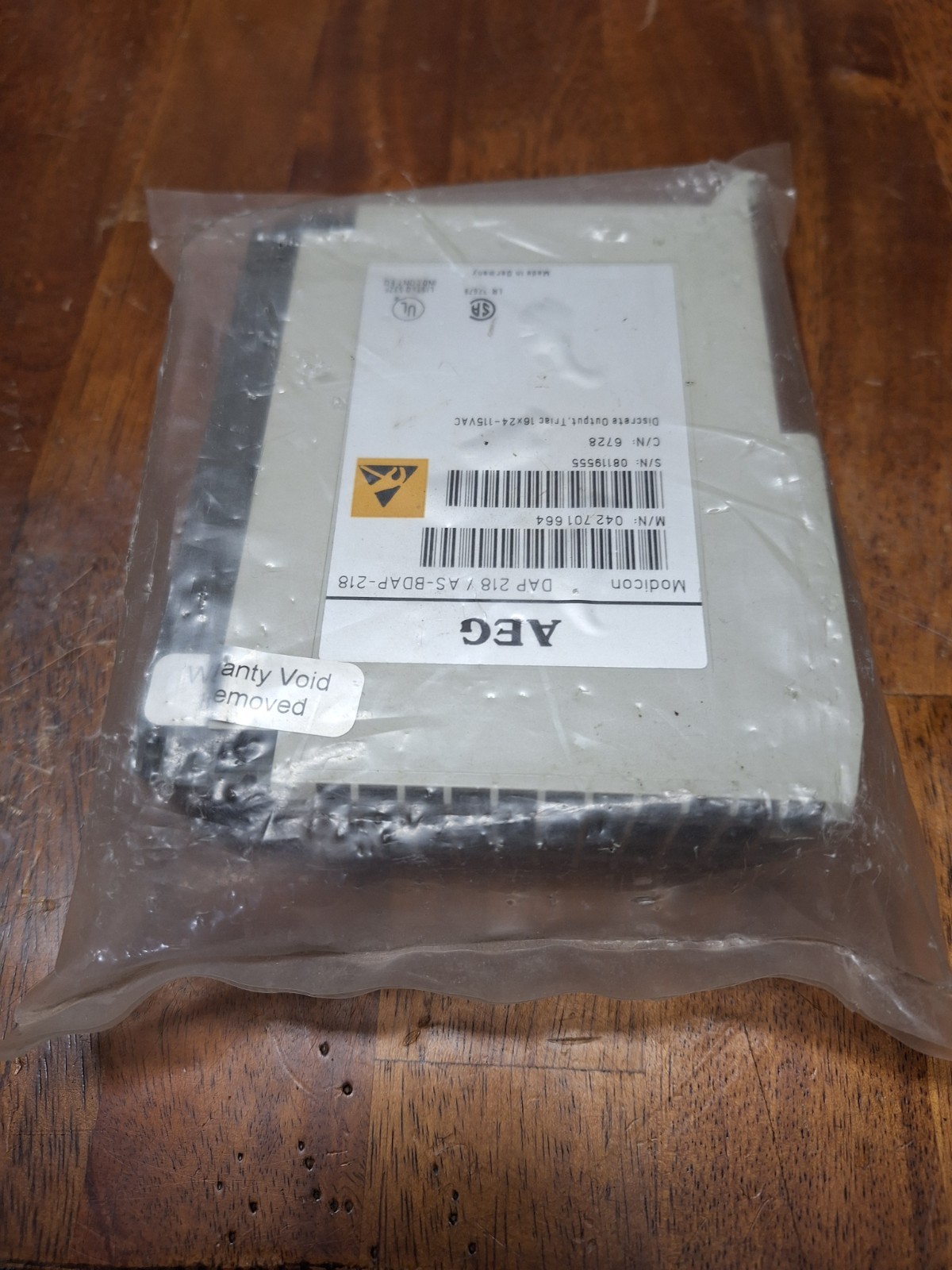 Brand new!! Factory sealed Modicon DAP 218 / AS-BDAP-218 Discrete Output, Triac