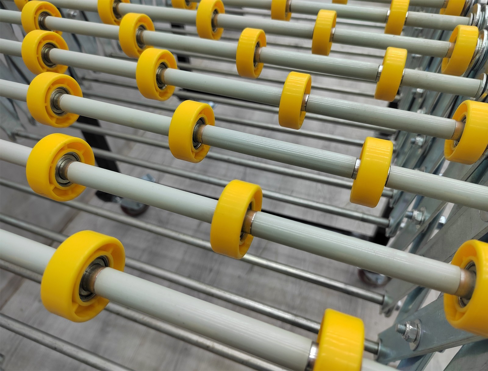 Folding Conveyor 5.1-19.66ft Length Unpowered Roller Conveyors 23.6″ Width