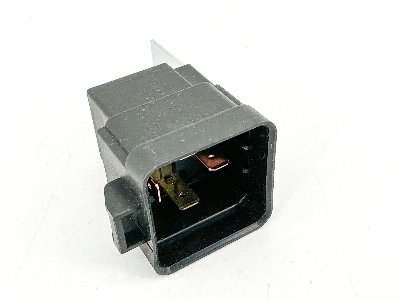 New Hysource Song Chuan 1375794 Shrouded 4Pin Relay 12-14V 50A 896H-1AH-D1SW-R1