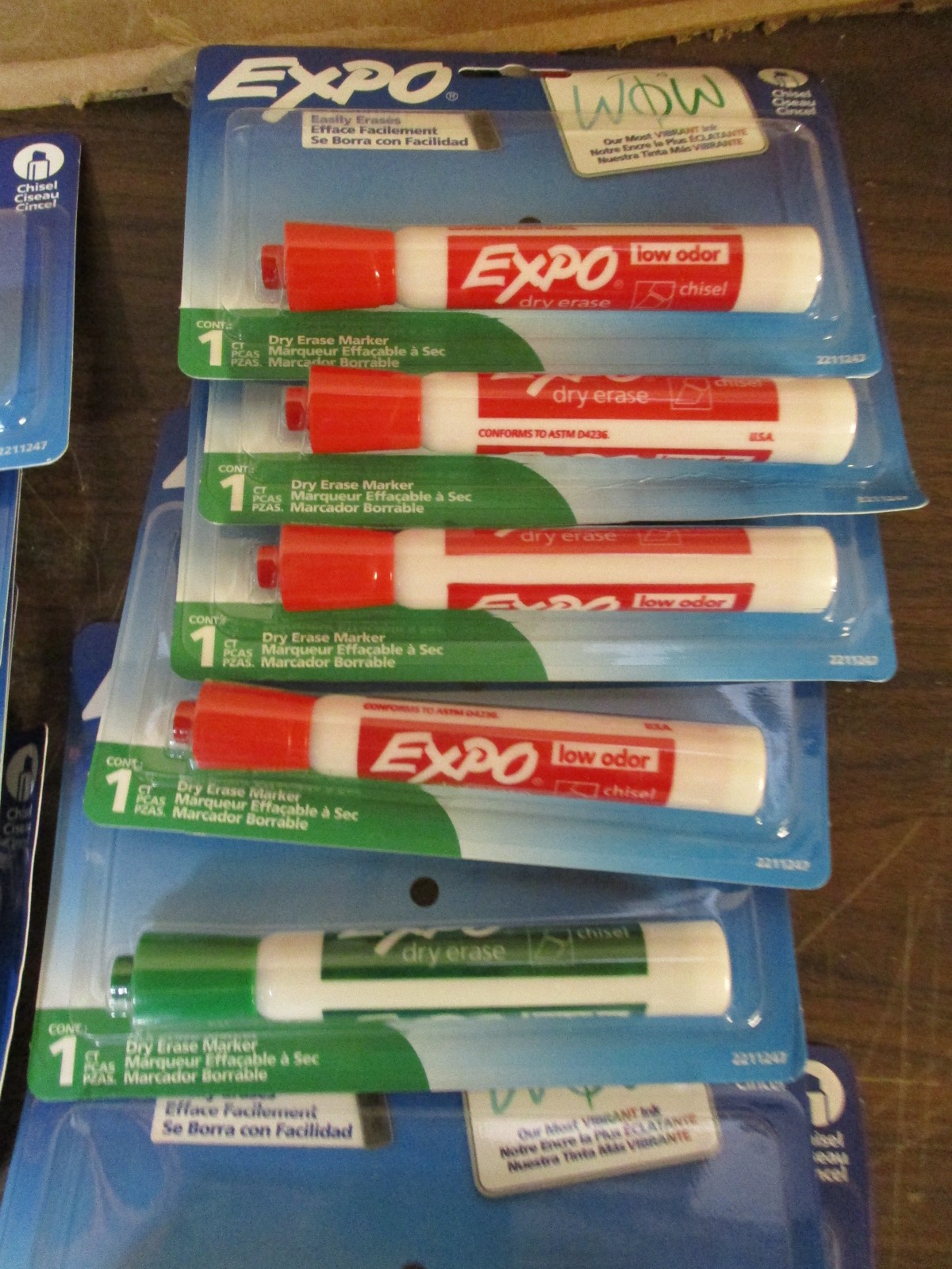 LOT OF 24 NEW Expo Dry Erase Markers Chisel Tip MIXED COLORS INDIVIDUALLY PACKED