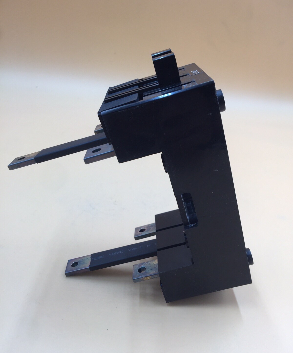 HOUSTON STOCK NEW SIEMENS PCBERC3 PLUG-IN MOUNTING BASE FREE 2 DAY AIR BUY NOW