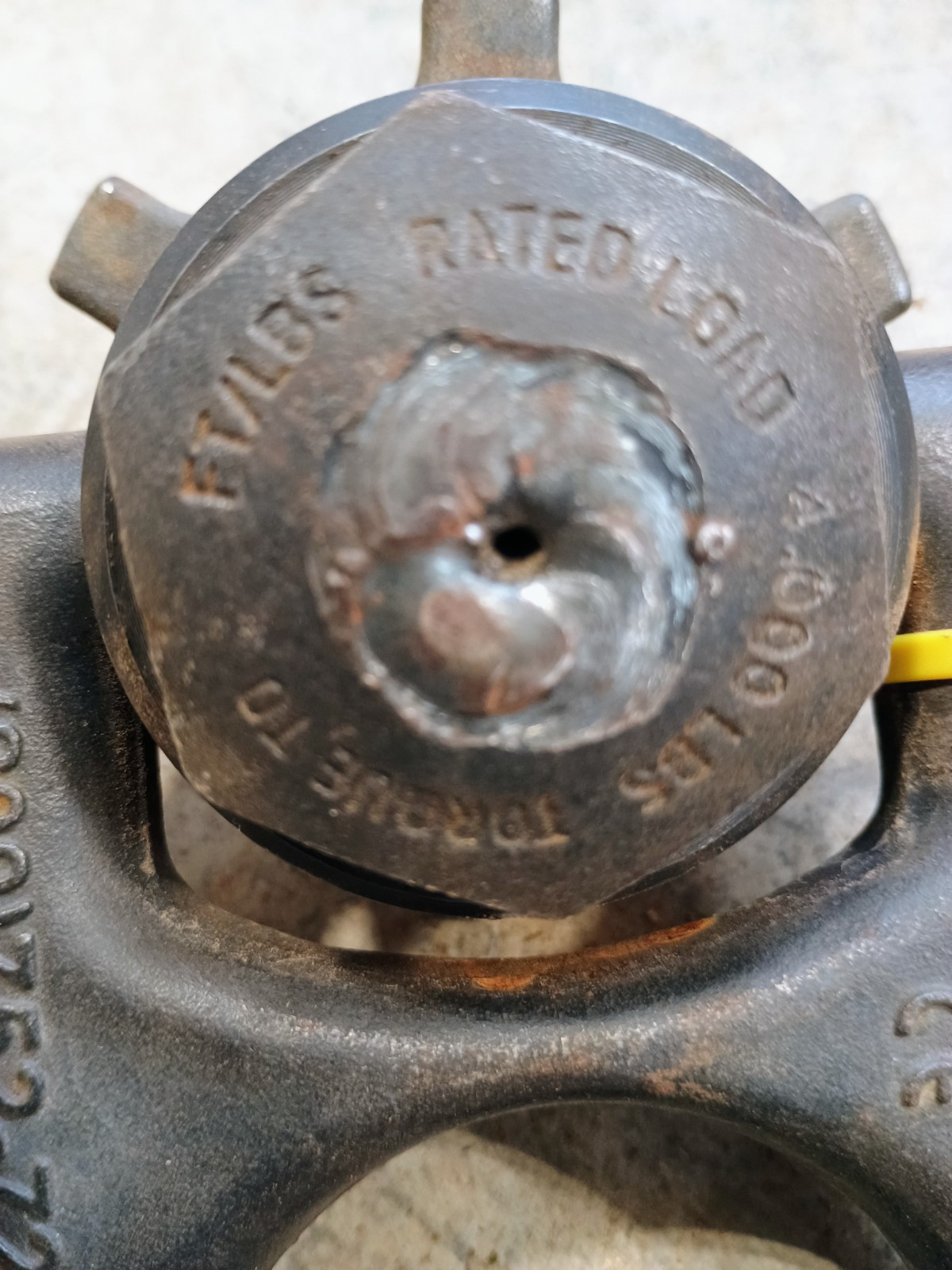 ACTEK 4,000 LBS SPEED BASE® Swivel Hoist Ring p/n 42004, 5/8″-11 TPI, USA