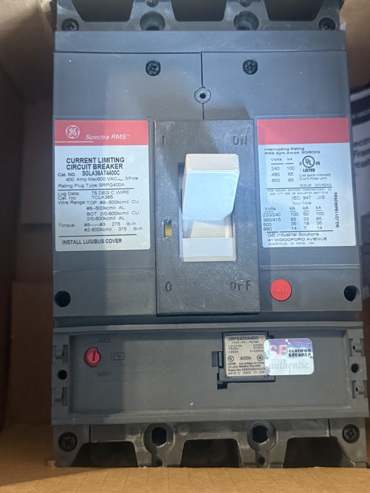 NEW GE SGLA36AT0400 / SGLA36AT4400C 3p 600v 400a 65k Circuit Breaker NEW IN BOX