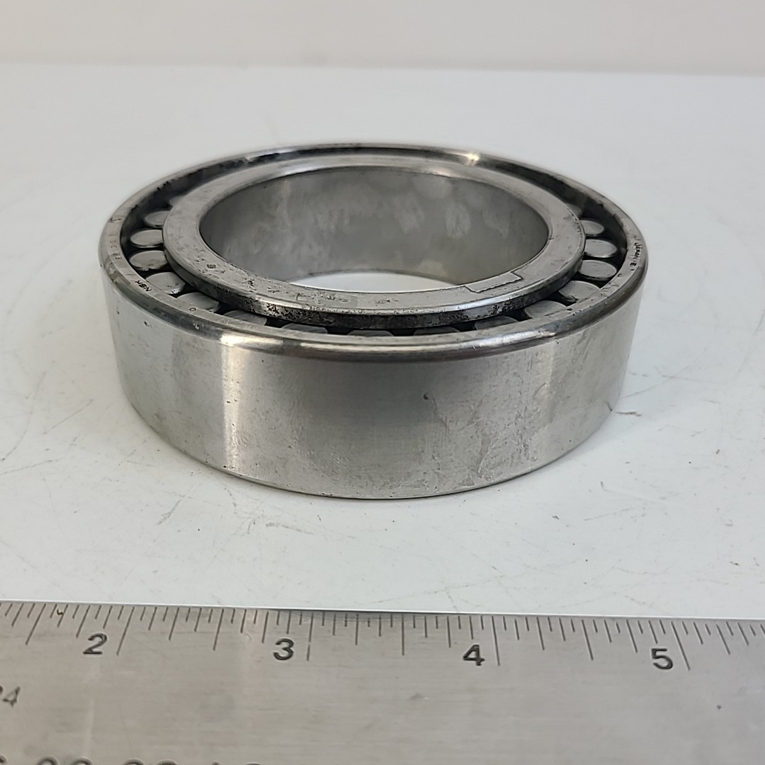 NSK NN3014 CC1P4 EE13 Double Row Cylindrical Roller Bearing