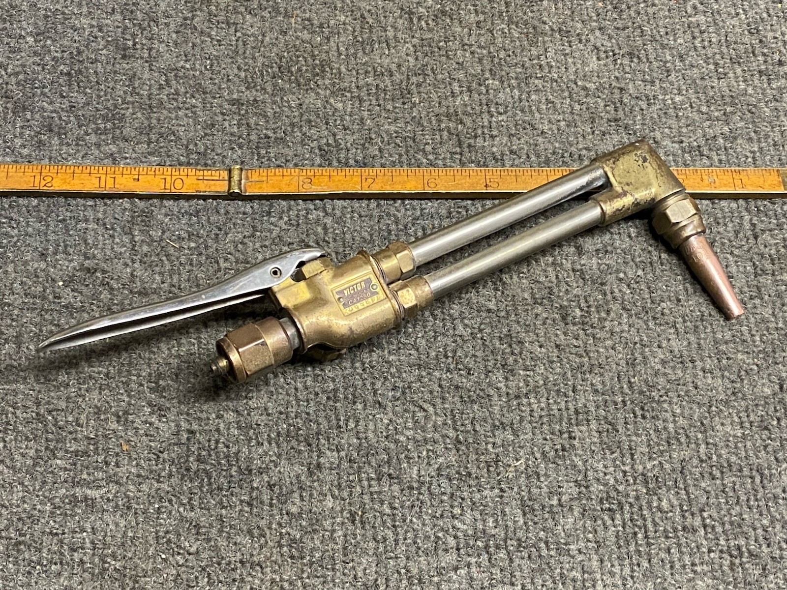 Victor Welding Cutting Torch CA1250 Attachment With 0-5-101 Cutting Tip USA
