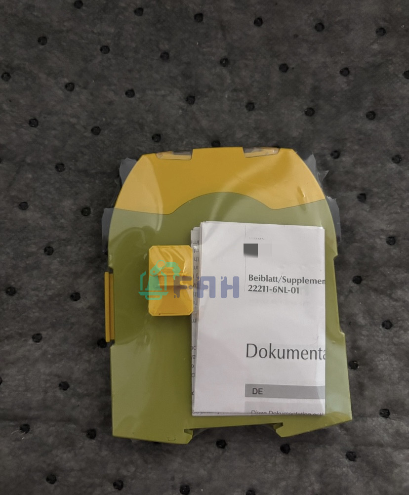 1pc Pilz 751177 New safety relay