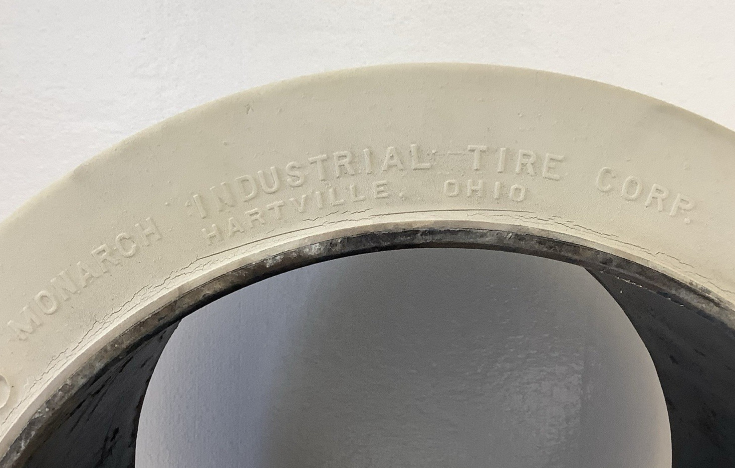 22x12x16 Monarch Solid Forklift Tire Smooth Press On