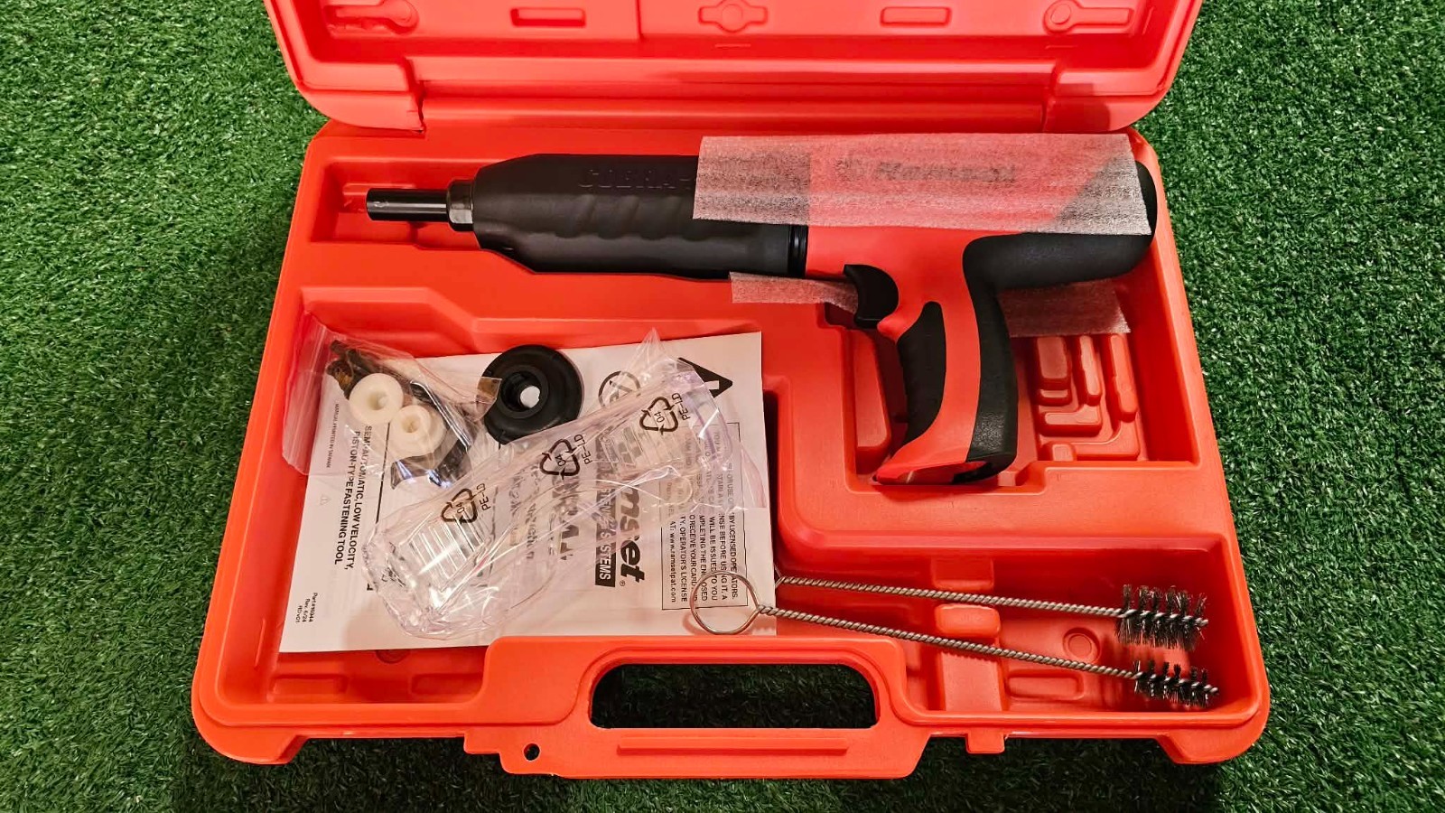 Ramset Cobra Plus .27 Semi Auto Powder Actuated Tool With Silencer 16944 NEW