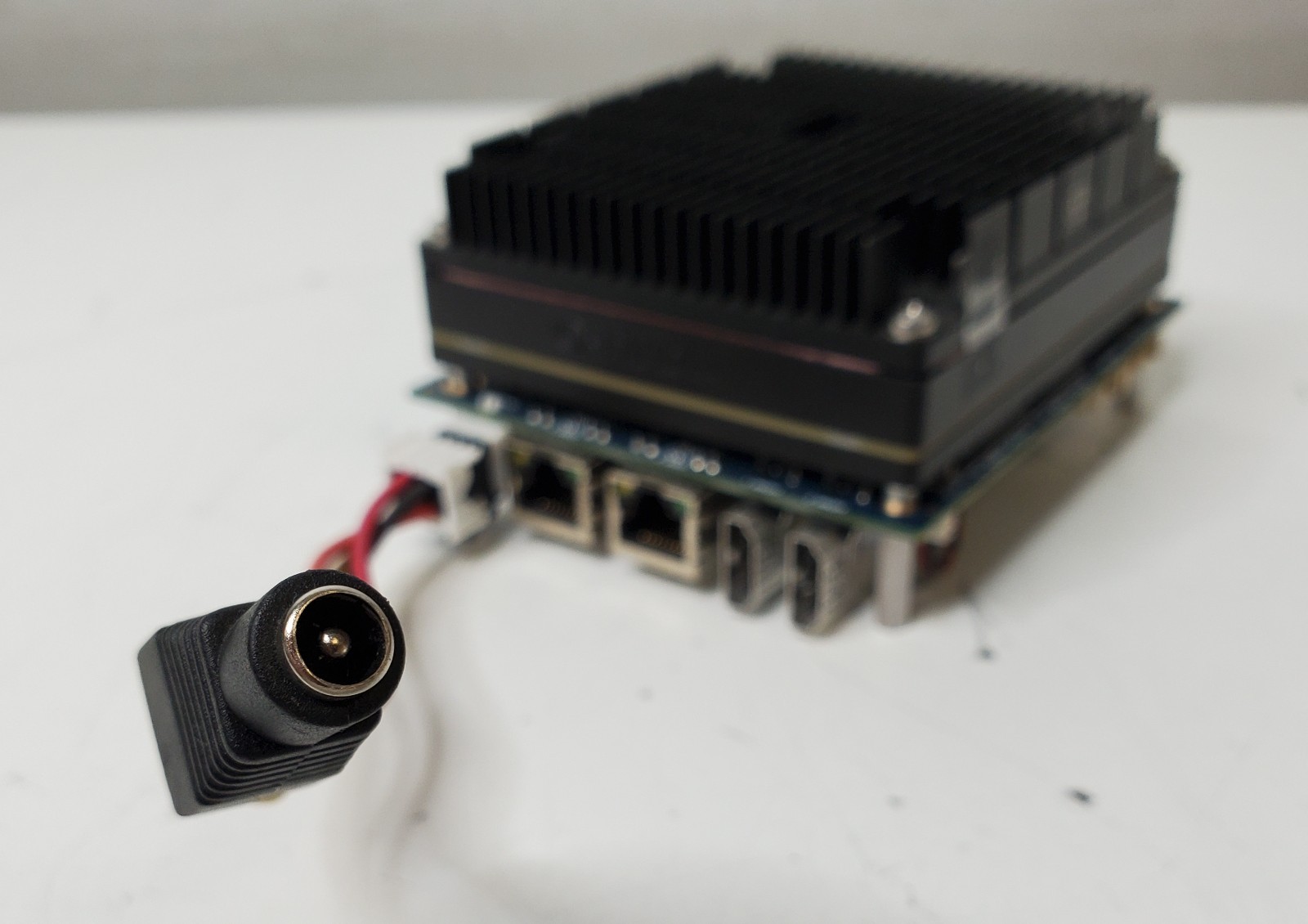 Connect Tech NVIDIA Jetson AGX Xavier Module 32GB LPDDR4 w/ Rogue Carrier Board
