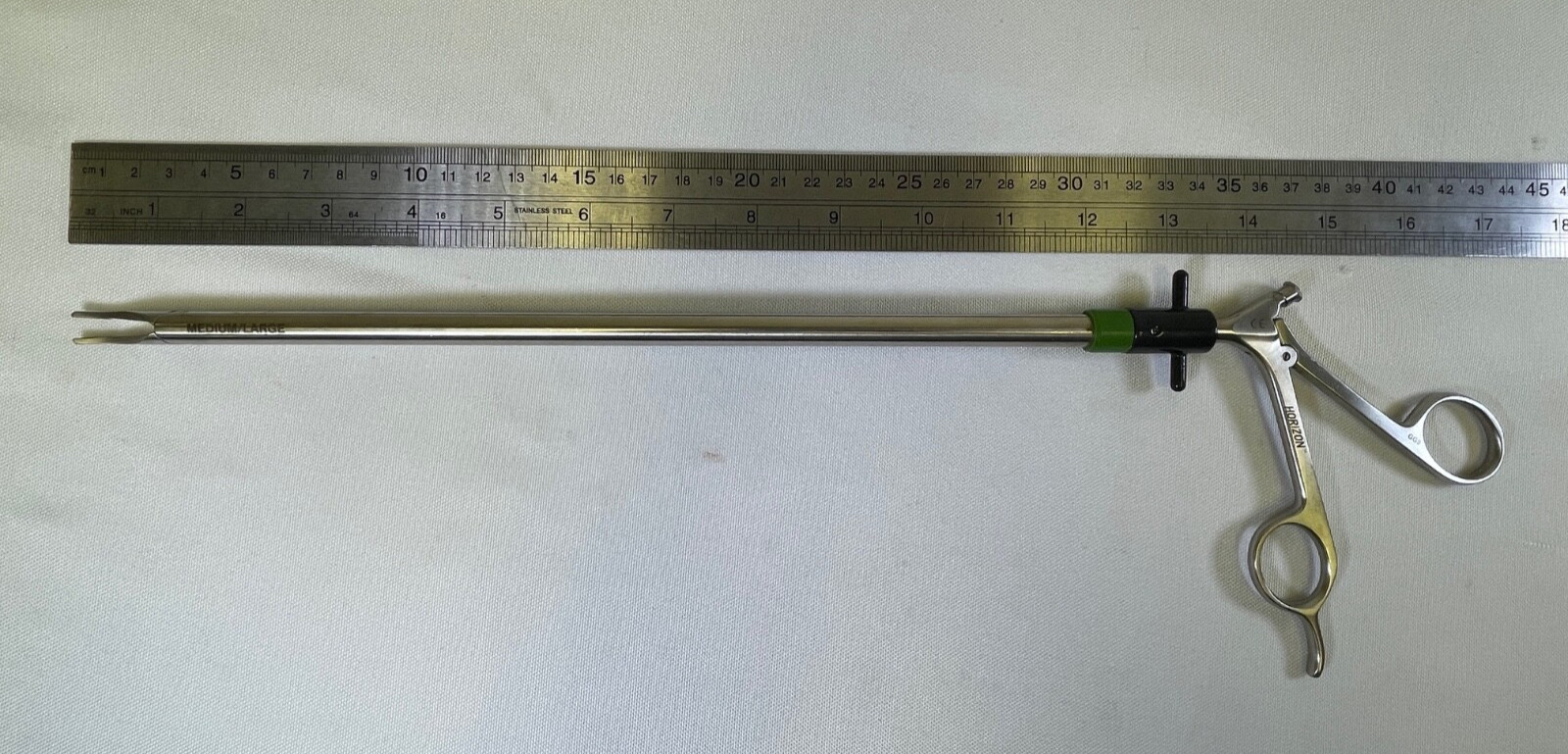 Pilling Weck Horizon 338110 Endoscopic Ligating Clip Applier 10mm x 32cm Med/Lrg
