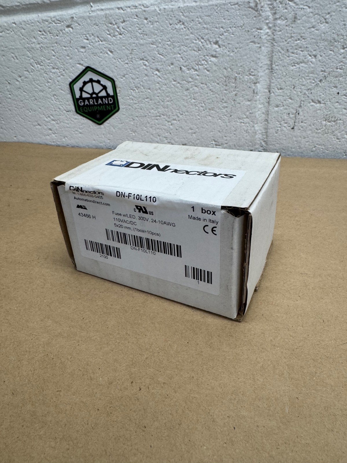 DINnectors DN-F10L110 Terminal Block Fuse w/ LED Light (10 pcs) *FACTORY SEALED*