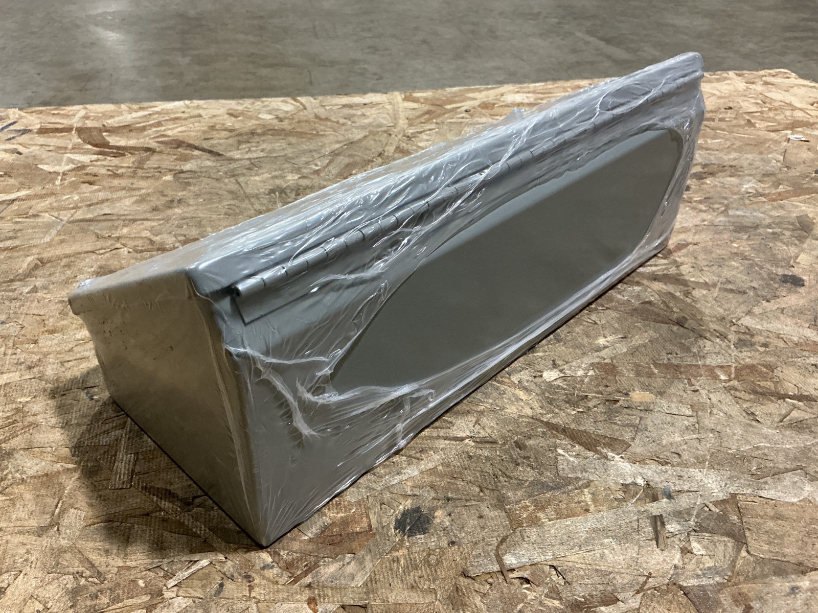 New nVent Hoffman C8C20 Consolet Enclosure Gray 8″x20″x7.09″ 59510