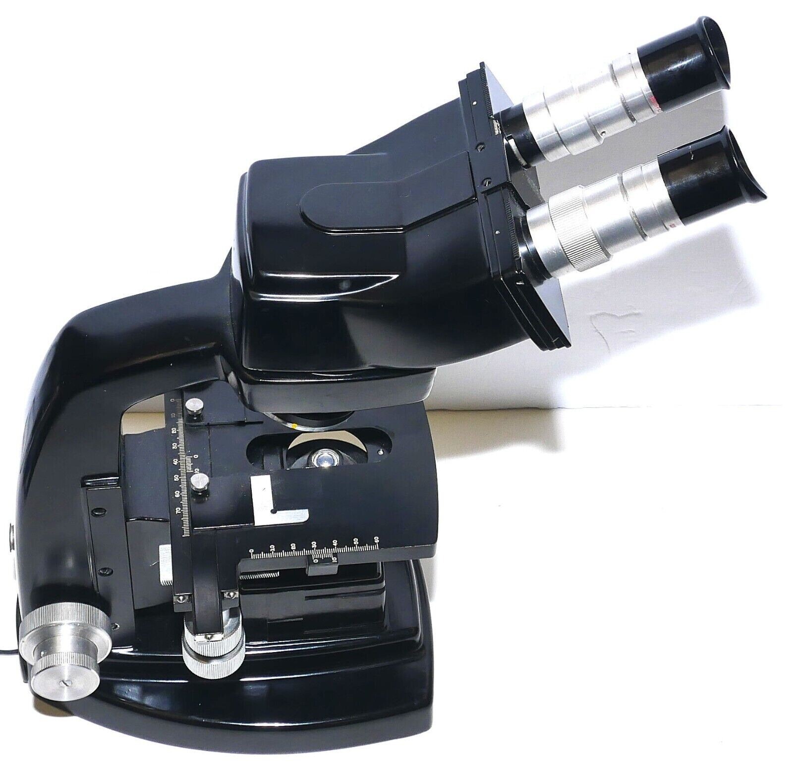BAUSCH & LOMB STEREO MICROSCOPE WITH ILLUMINATOR IN WOODEN CASE 4X 10X 40X 100X