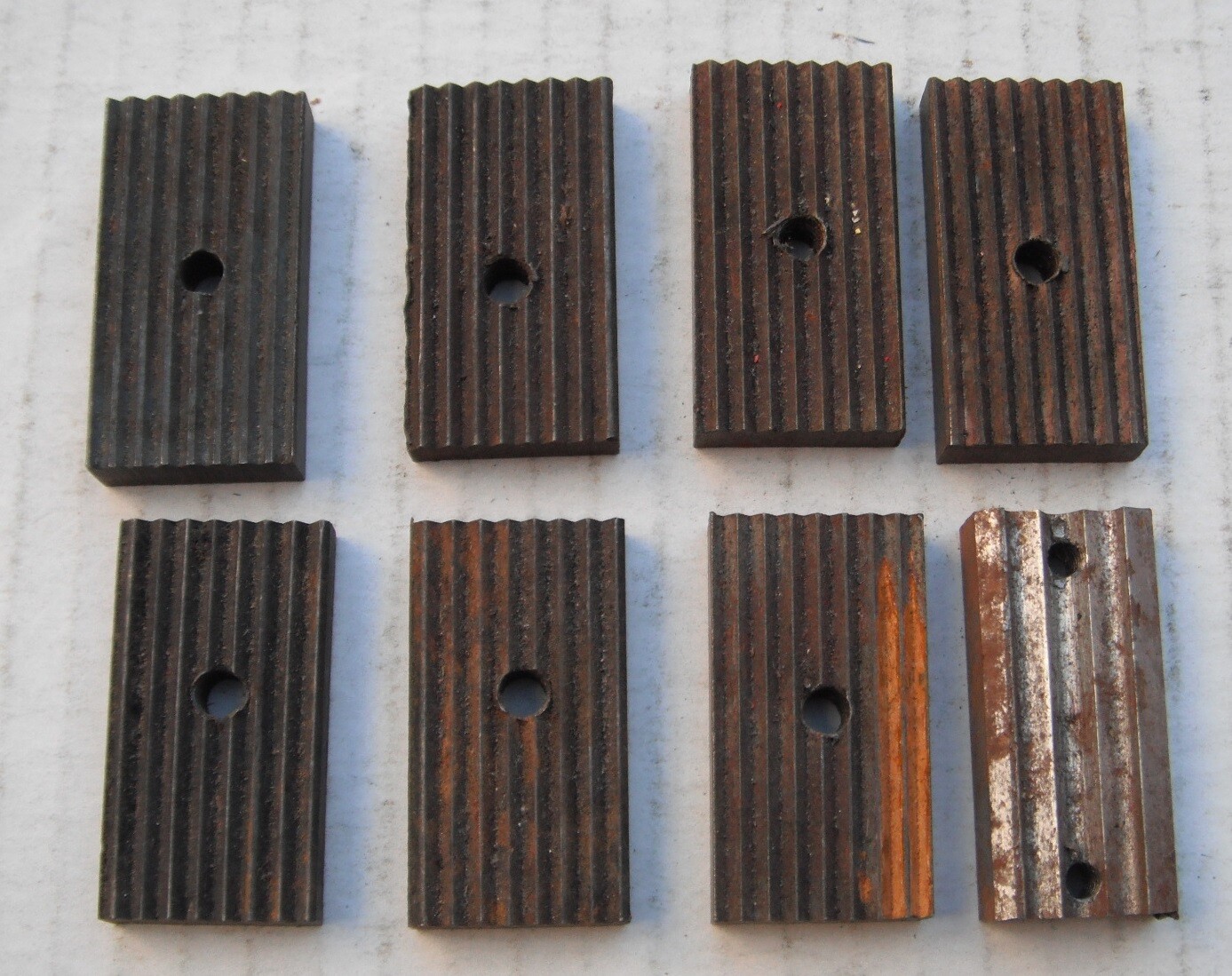 Steel–older flat stock..26 small pieces..3/16″ to 3/8″ thickness..4-5 lbs…er