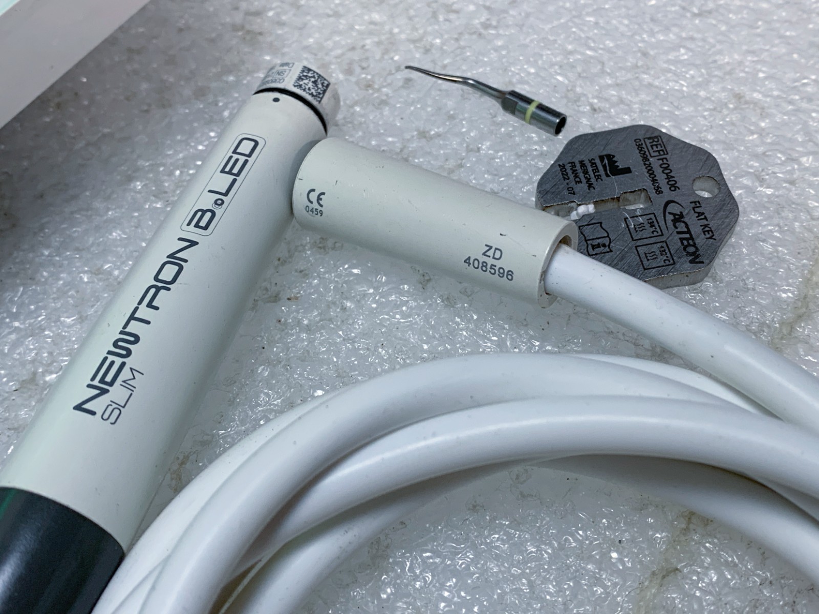 Acteon / Newtron / Satelec P5 XS B.LED Ultrasonic Scaler,90-Day Warranty