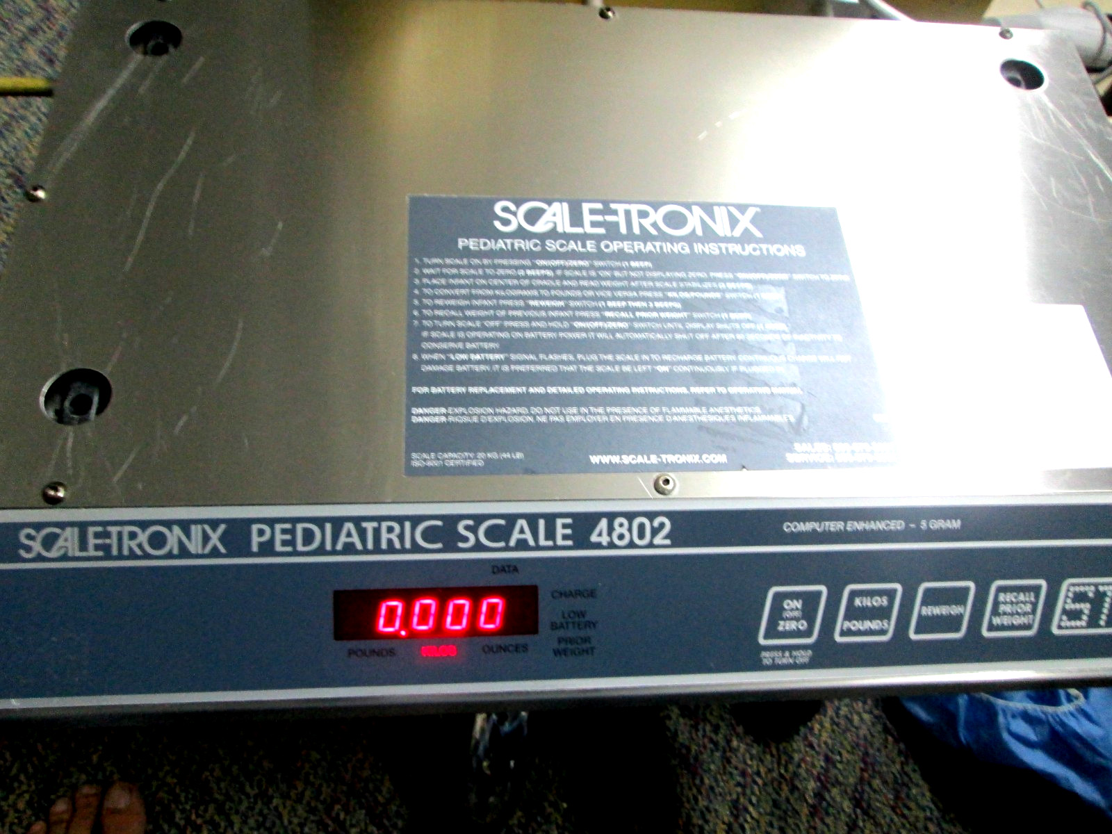 SCALE-TRONIX 4802 PEDIATRIC SCALE WITH TRAY – NO CART