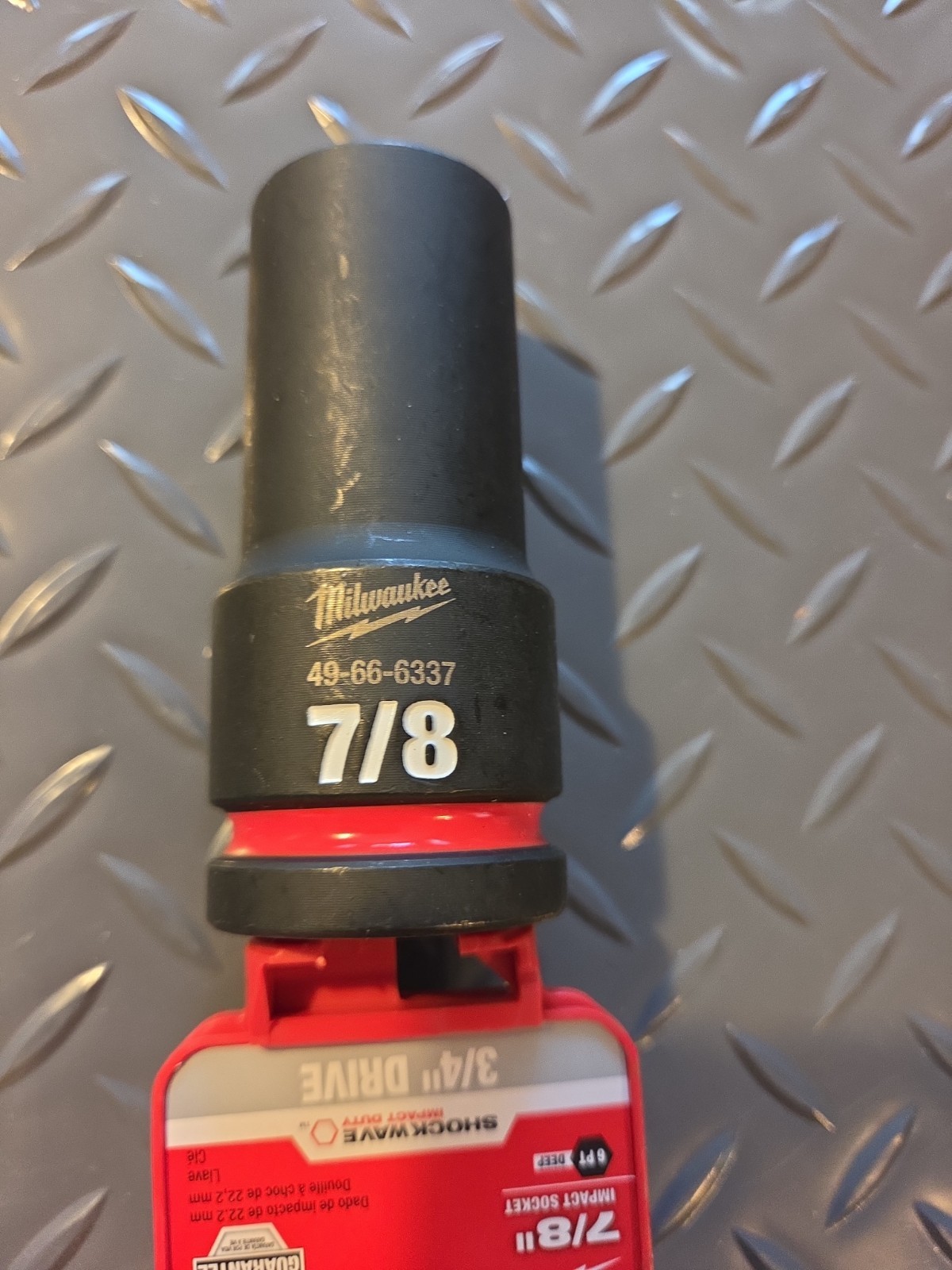 Milwaukee Tool 49-66-6337 7/8″ Shockwave Impact Duty 3/4″ Drive Deep Well
