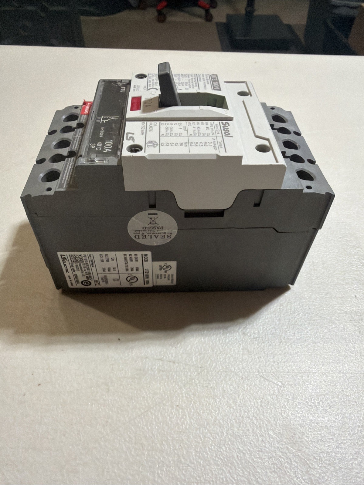 Susol UTE100N Circuit Breaker 100 Amp 3 Pole 120/240 Volt New Old Stock No Box!!