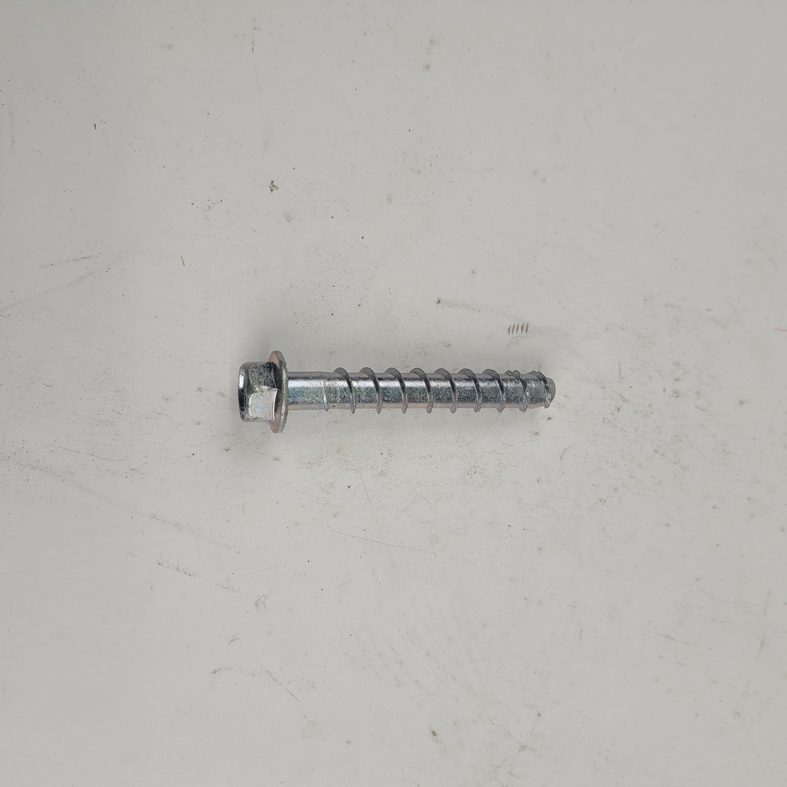 Lot of 32 Simpson Strong Tie THD37300H Heavy Duty Anchor Screws 3/8 X 3 – NEW