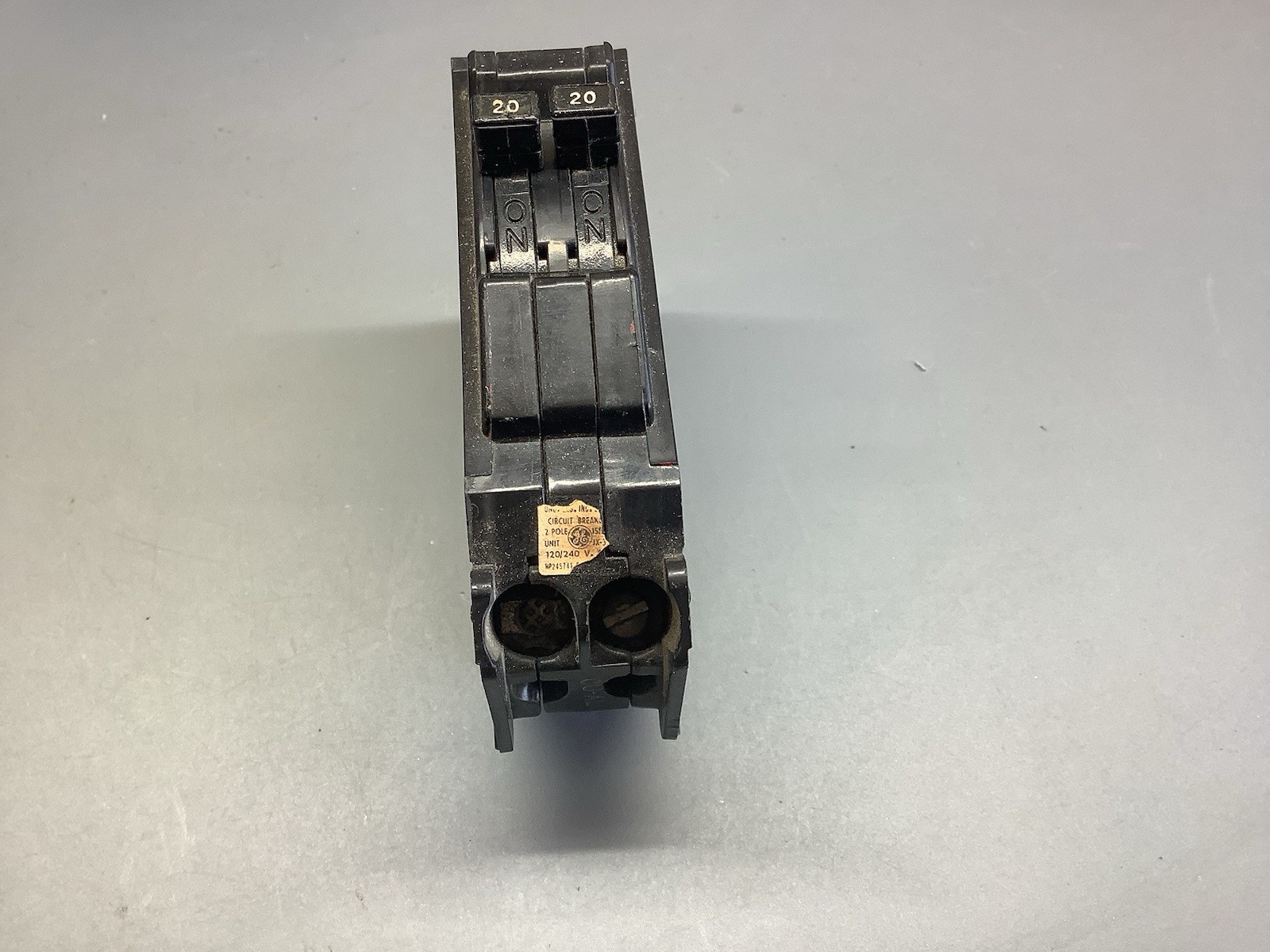 GE TR2020 Np 245741-f Tandem twin 20/20 Amp 120/240VAC Type TR CIRCUIT Breaker