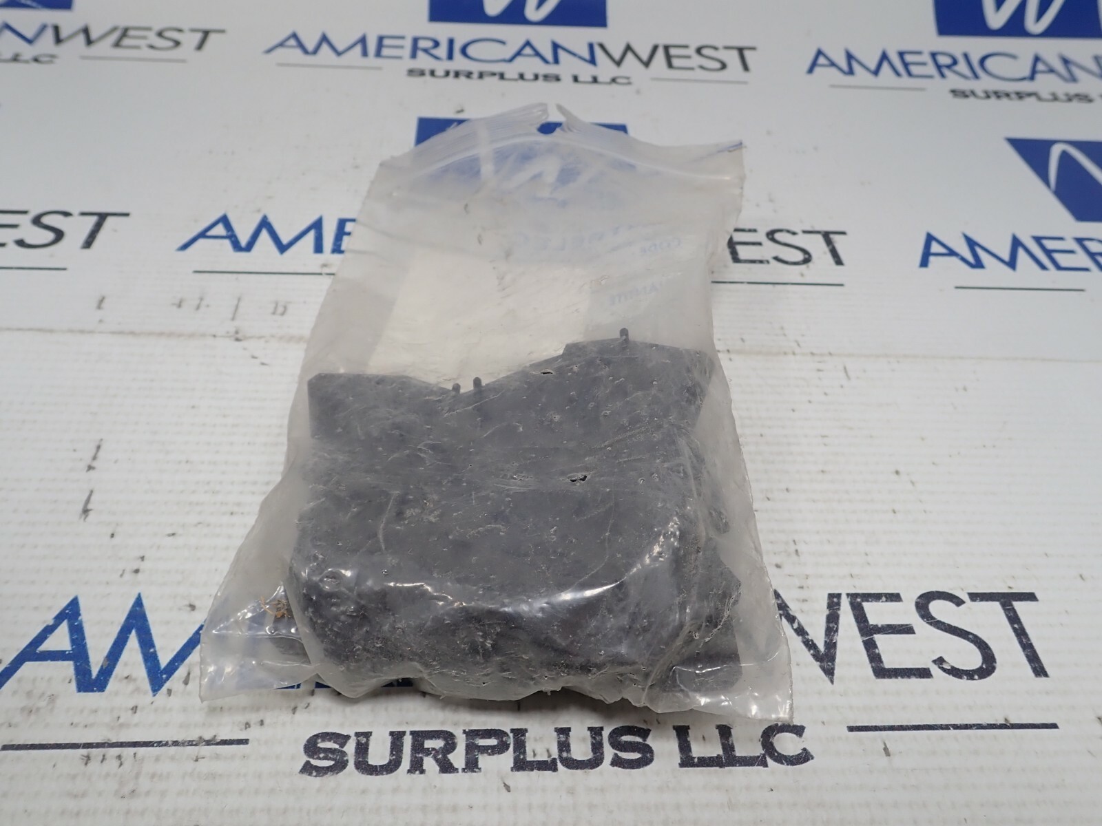 ENTRELEC FEM 13U 1SNA199635R2400 TERMINAL BLOCK END PLATE LOT 10