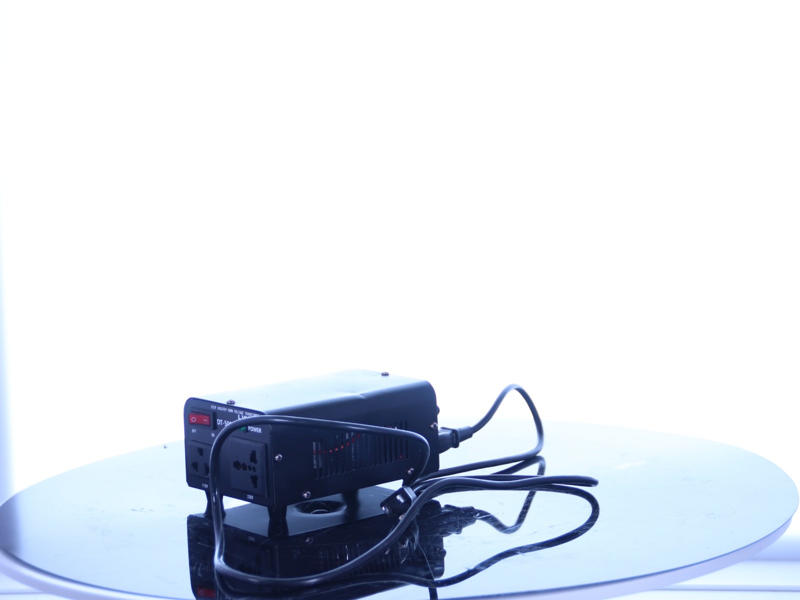 LVYUAN Step Up & Step Down Voltage Transformer 110 V / 230 V DT-500VA