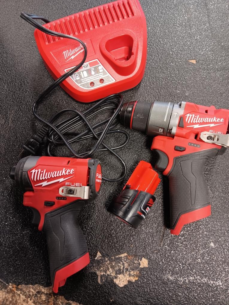 MILWAUKEE TOOLS 3404-20/3453-20 (P17029973)