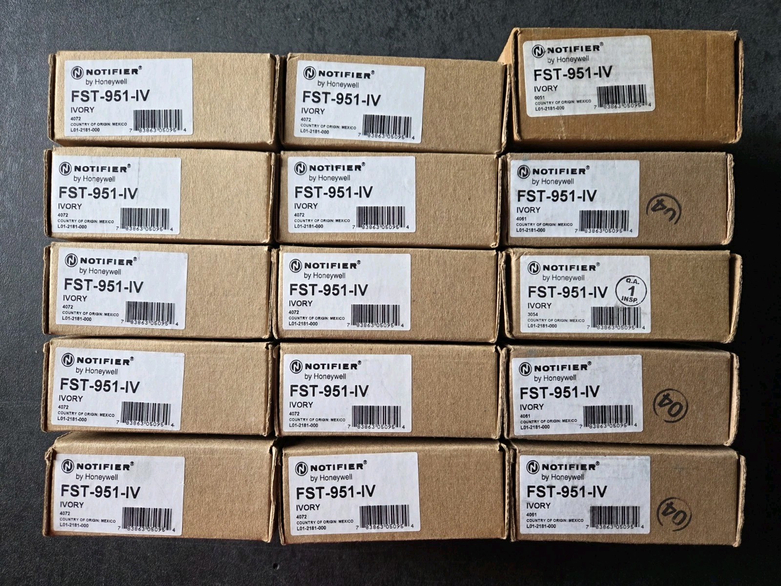 NOTIFIER FST-951-IV INTELLIGENT THERMAL HEAT DETECTOR «IVORY» BRAND NEW 15 AVAIL