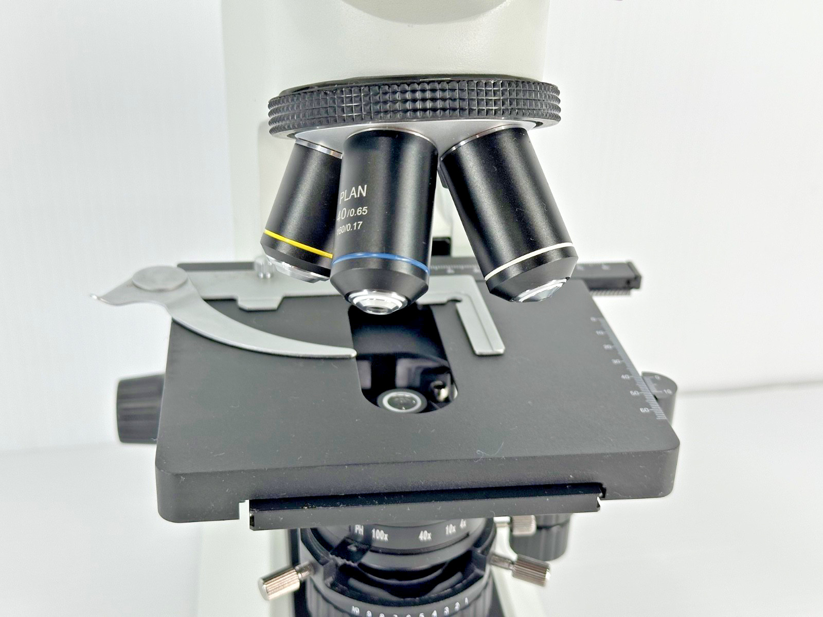 VetOne Binocular Compound Microscope 4X 10X 40X 100X Objectives