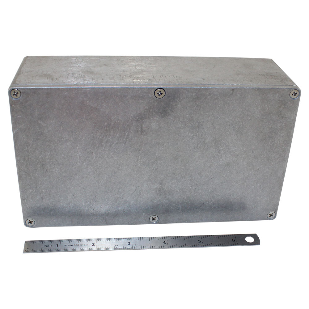 Hammond 1590R Die Cast Aluminum Enclosure Hobby Box – 7.55″ x 4.38″ x 2.24″