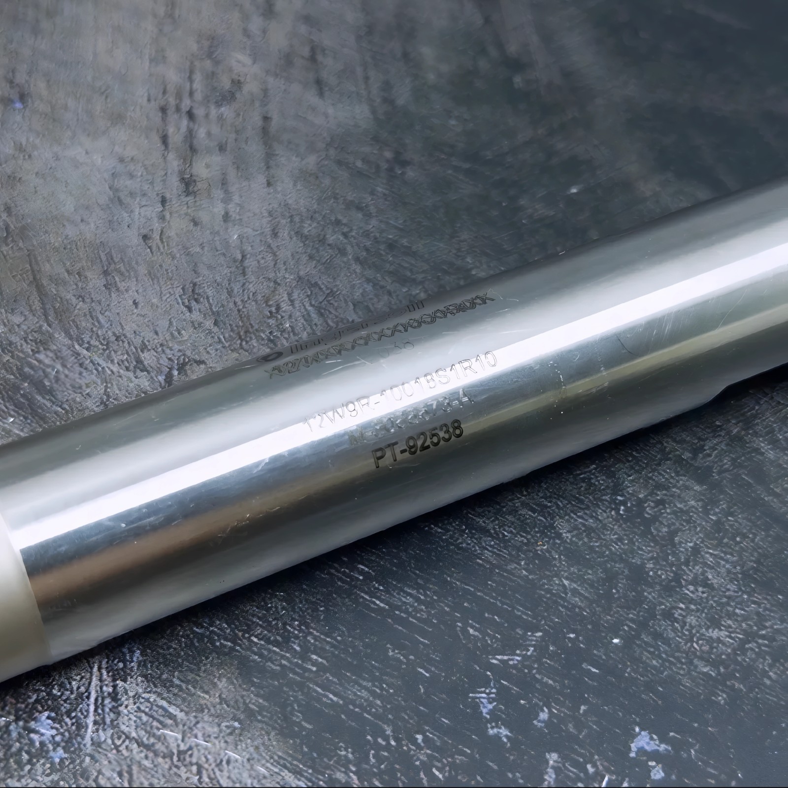 INGERSOLL INDEXABLE BALL NOSE END MILL – 1″ – 12W9R-10018S1R10