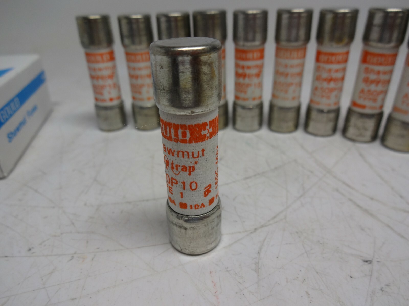 Lot of 10 Gould Shawmut Amp-Trap A50P10-1 A50P10 Type 1 Fuse 10A 500 VAC