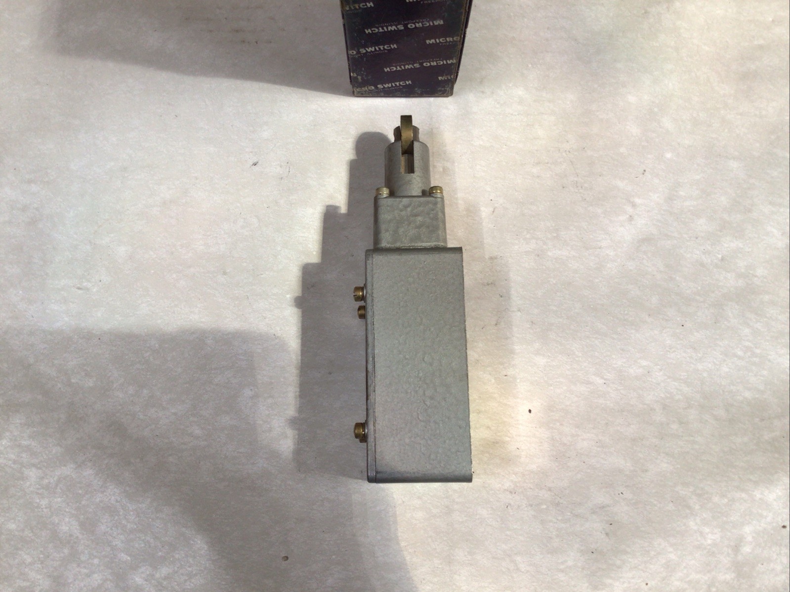 MicroSwitch – 5ML1, Precision Limit Switch, (J14)