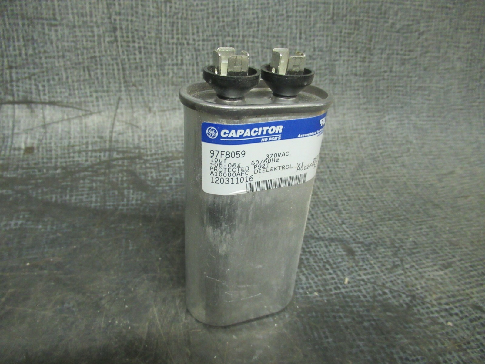 GENERAL ELECTRIC DIELEKTROL VI CAPACITOR 97F8059 10uF 370VAC 50/60 HZ GE