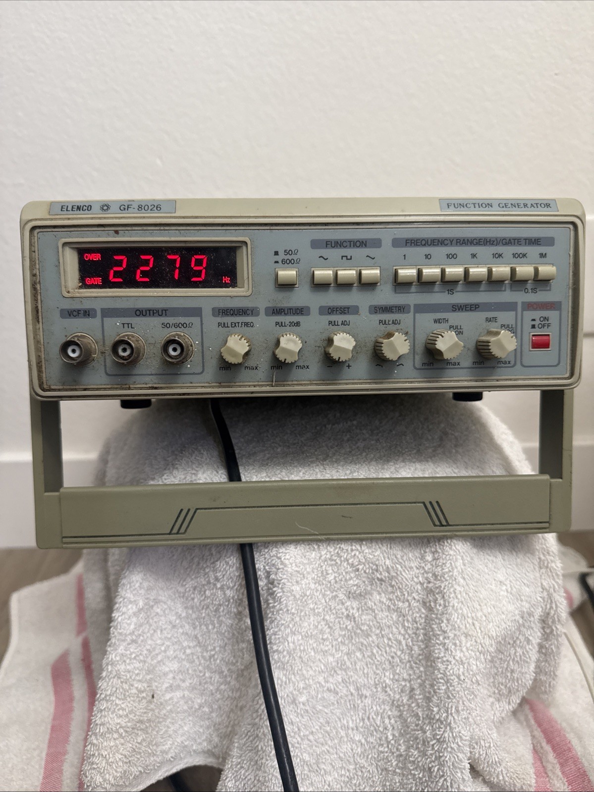 Elenco GF-8026 .02-2MHz Function Generator