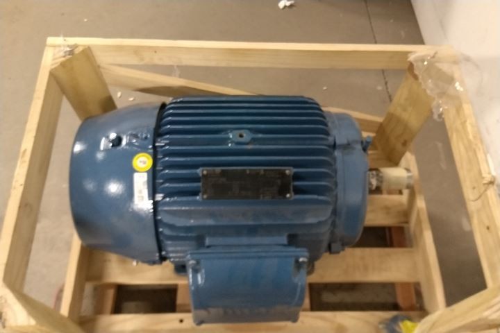 Weg 01536ST3QIE254T-W22 15 HP 3530 RPM 460VAC 3-Phase IEEE 841 Motor